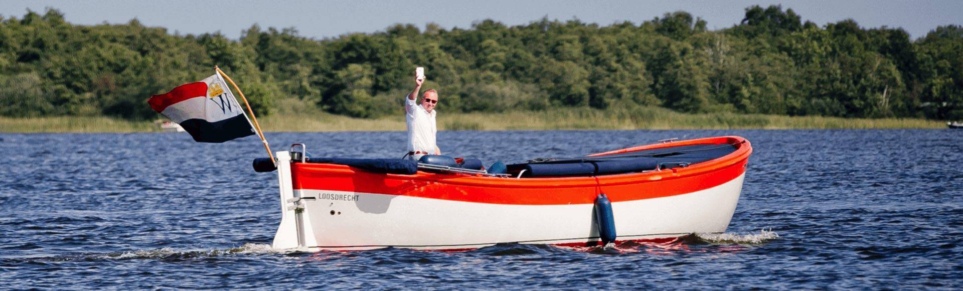 Sloep huren Loosdrecht bij zonsondergang