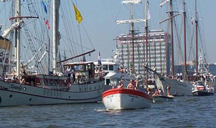 Meevaren tijdens Sail – privé rondvaart Loosdrecht